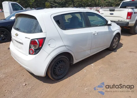 2016 Chevrolet Sonic Ls Auto z USA, uszkodzony, nr VIN 1G1JA6SH7G4172738